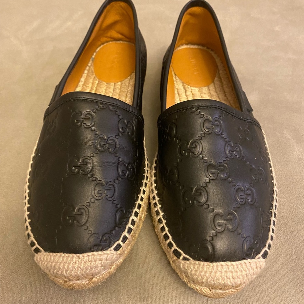 Gucci black leather espadrilles. Size 38. Authentic with receipt.